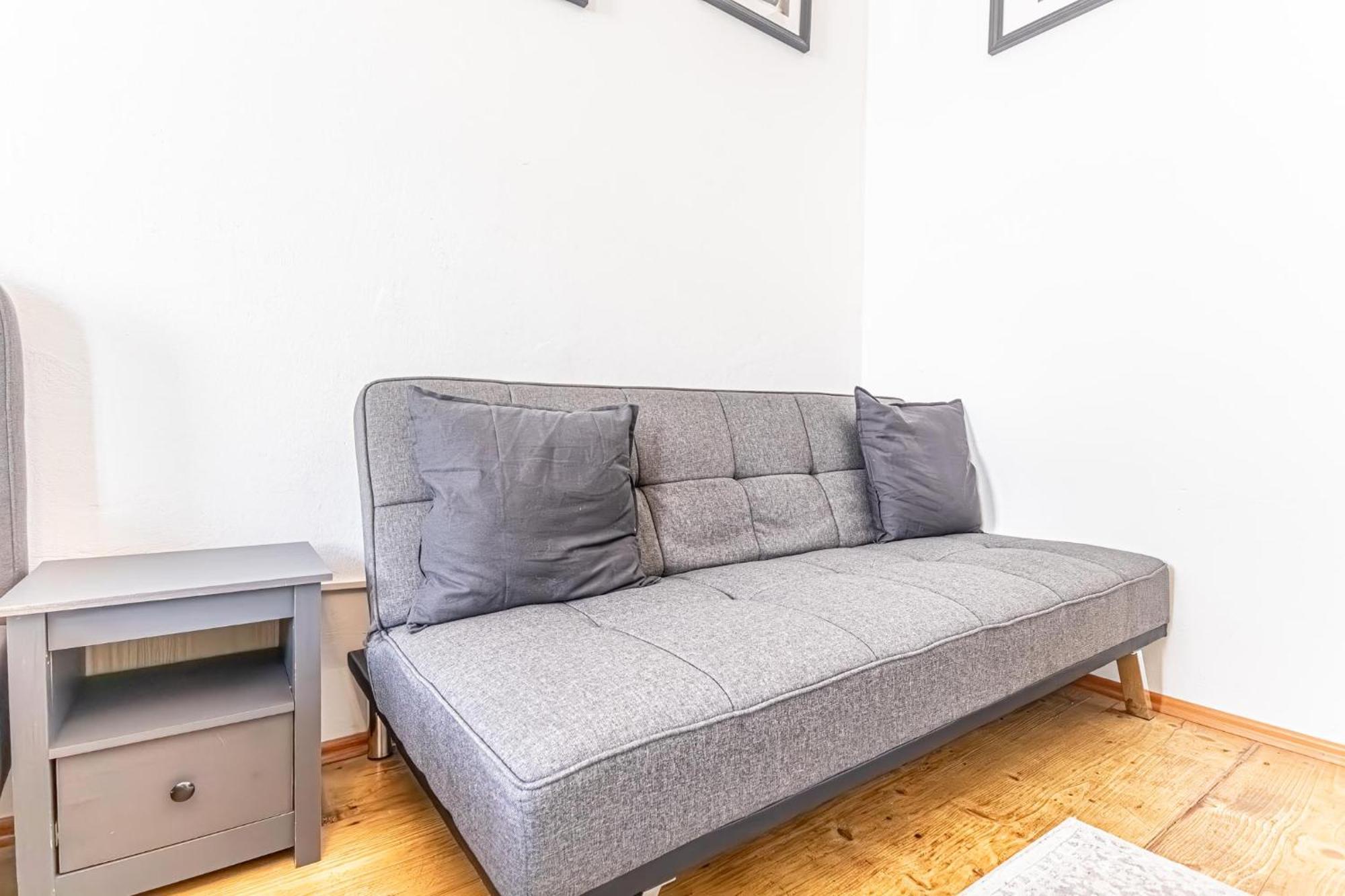 Stylish 1Br Apartment- Near Westbahnhof U3&U6 Wiedeń Zewnętrze zdjęcie